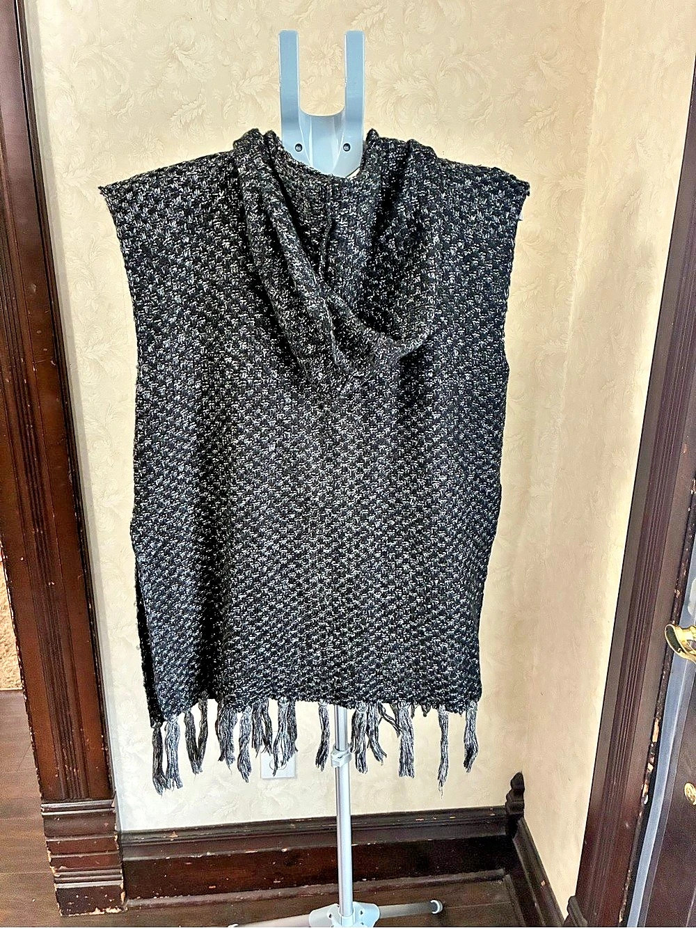francesca's Black & Gray Fringe Scarf